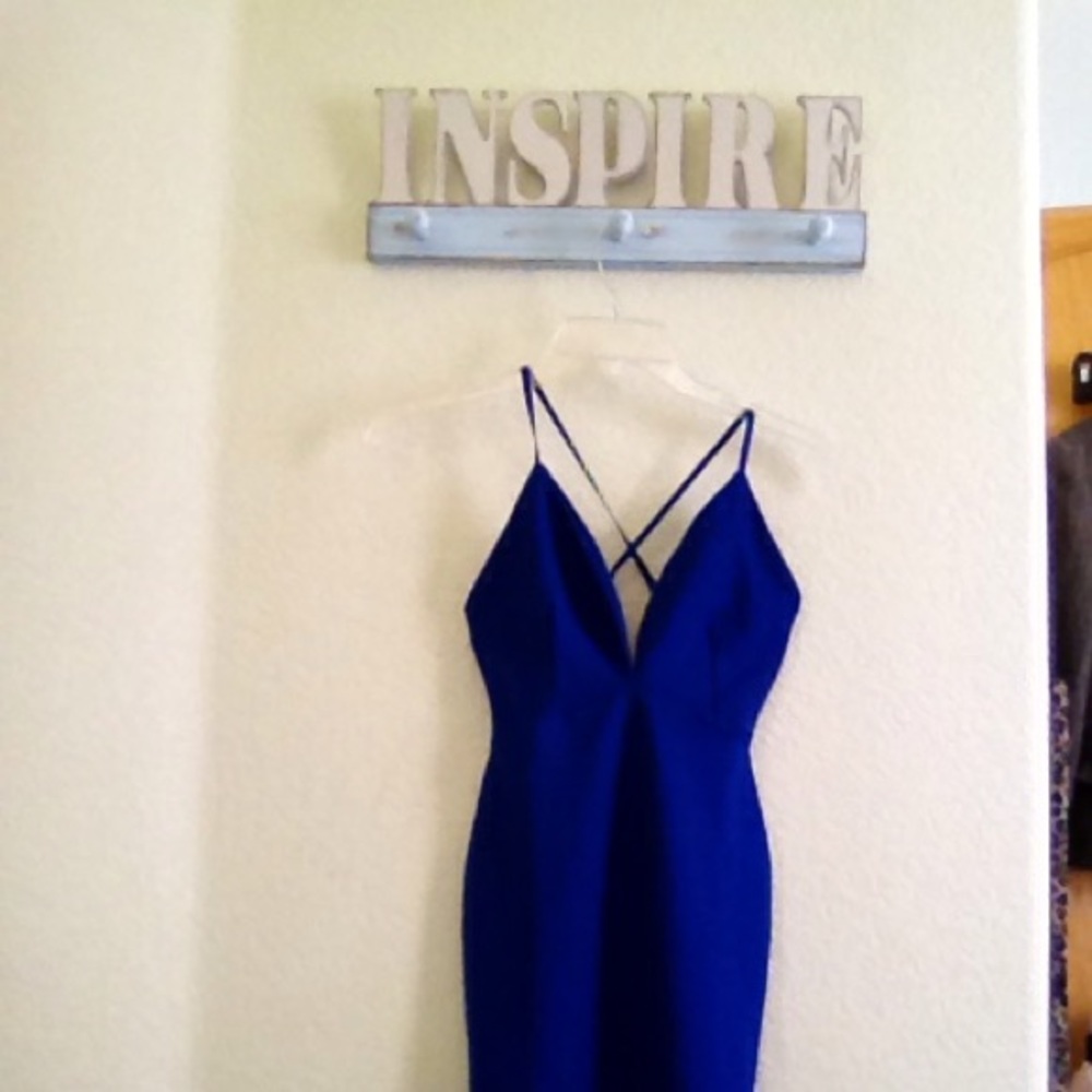 Boohoo CeCe bandage plunge body on dress